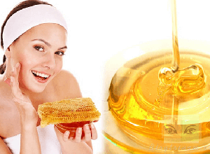 Trị tàn nhang tại nhà bằng mật ong như thế nào? Có hiệu quả không?